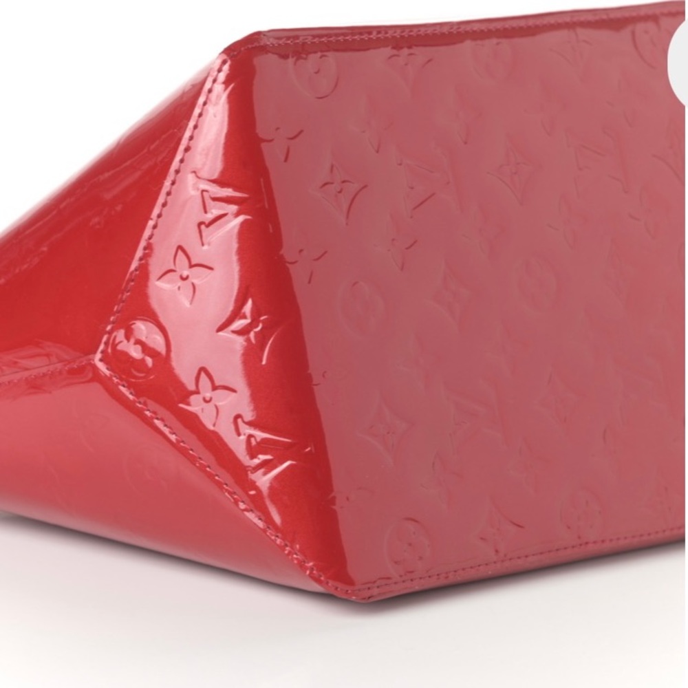 Louis Vuitton Vernis Bellevue View 6